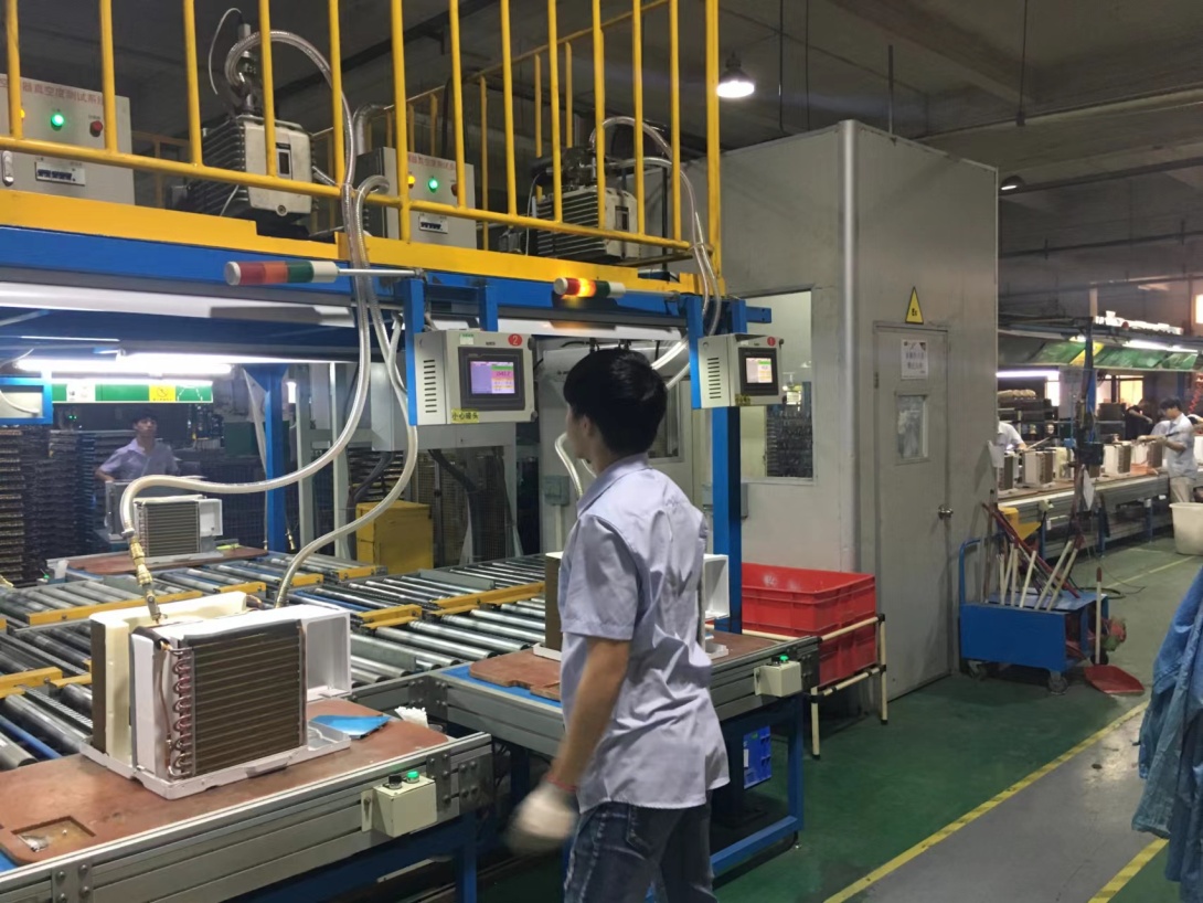 Chuyền sản xuất máy nước lọc